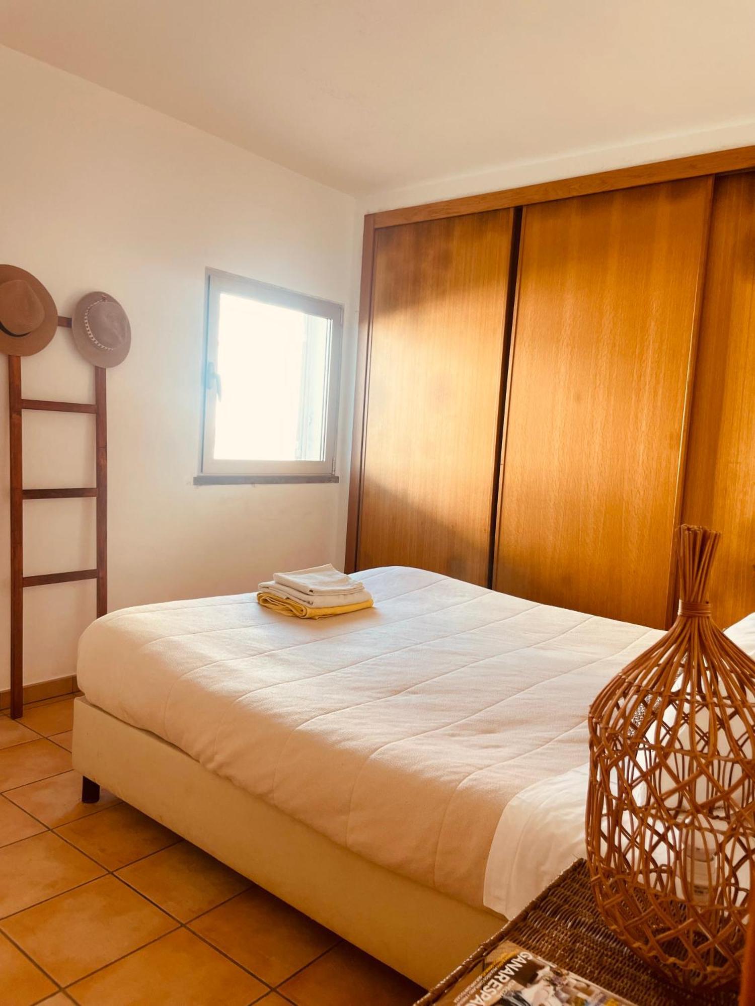 Sunset Beach House Zambujeira do Mar Bagian luar foto